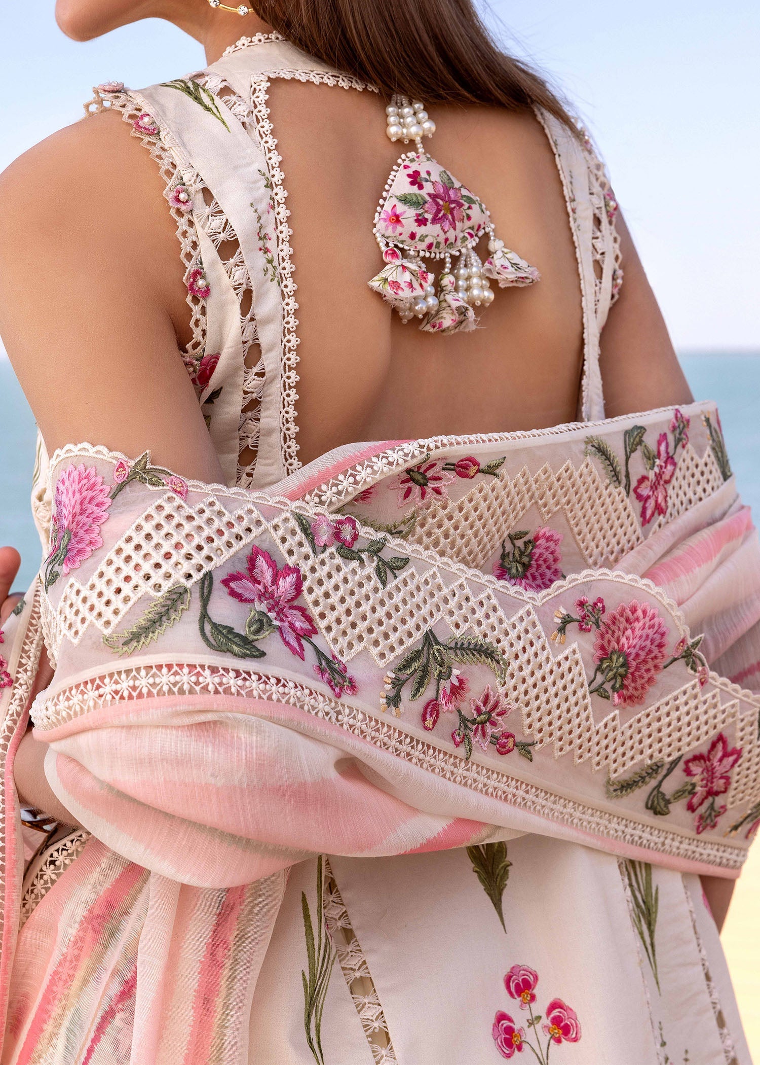 Crimson once upon a flower - d9 b