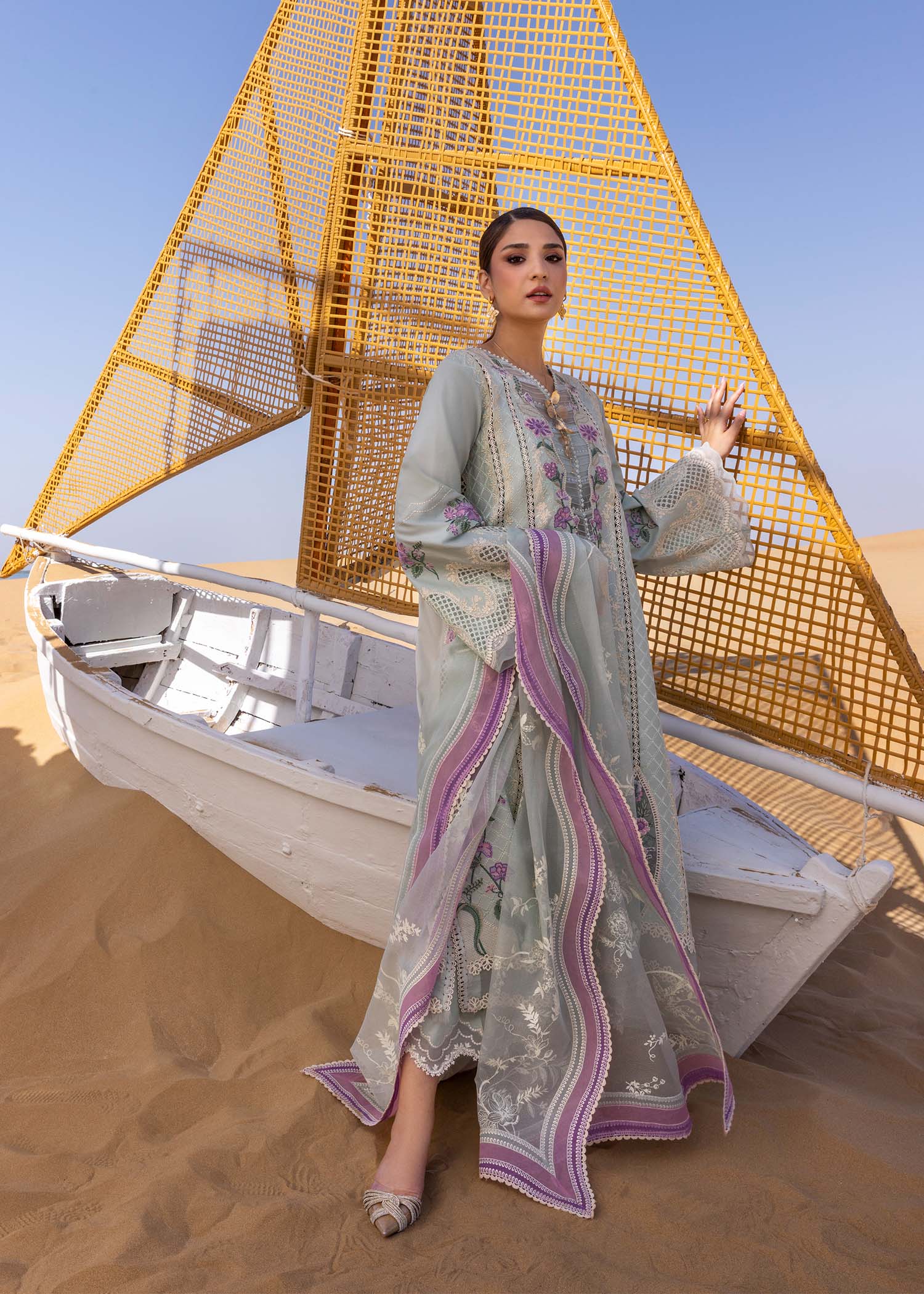 Crimson a handmade tale - d2 a