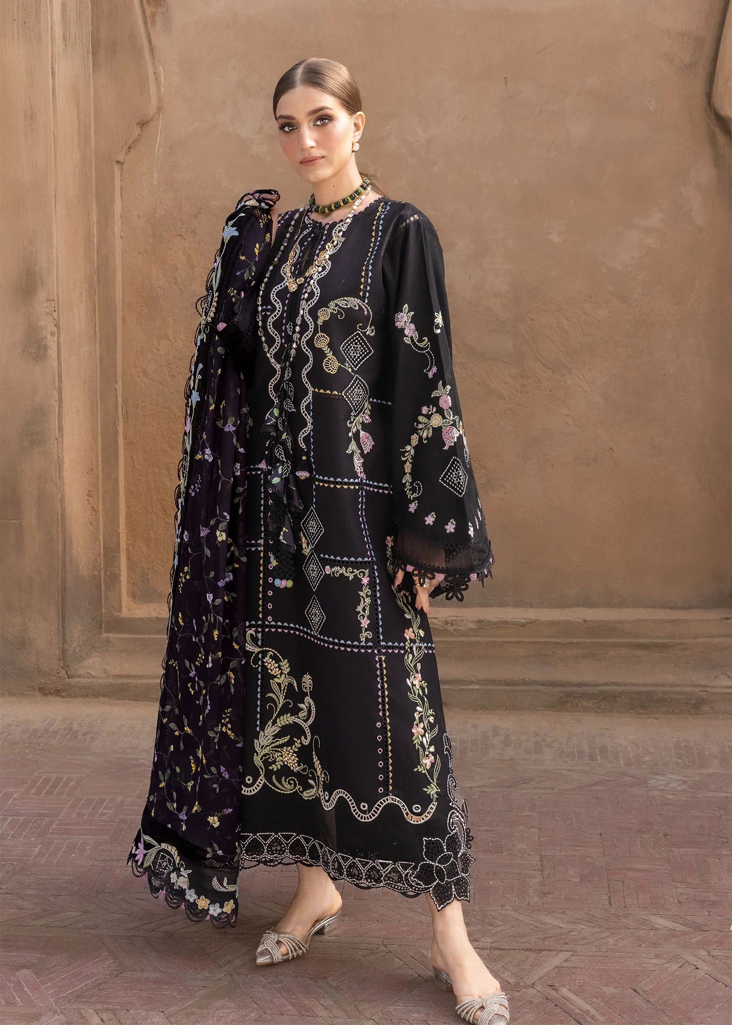 Crimson FLORAL SERENITY - D1A