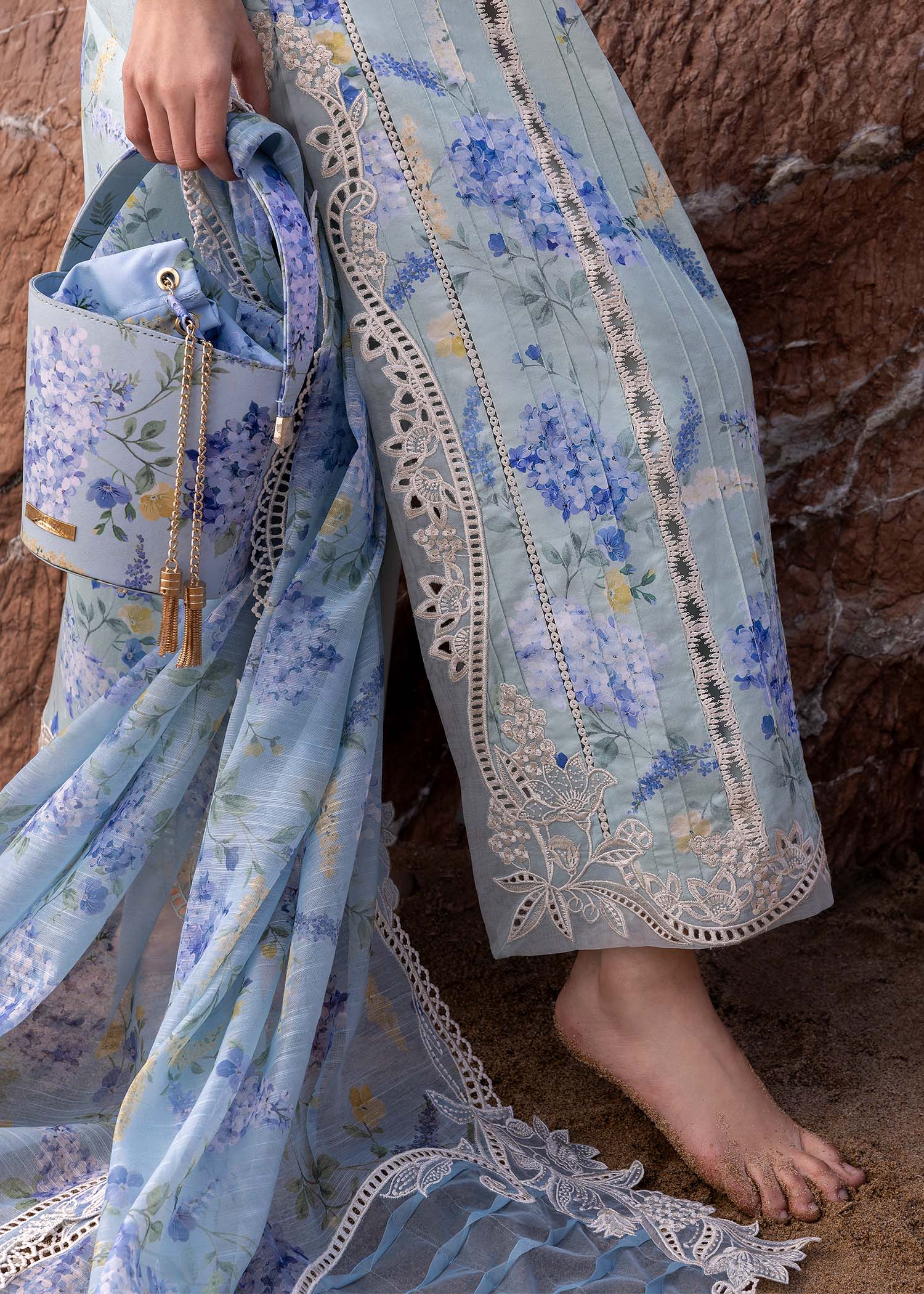 Crimson who's that girl - d3 b