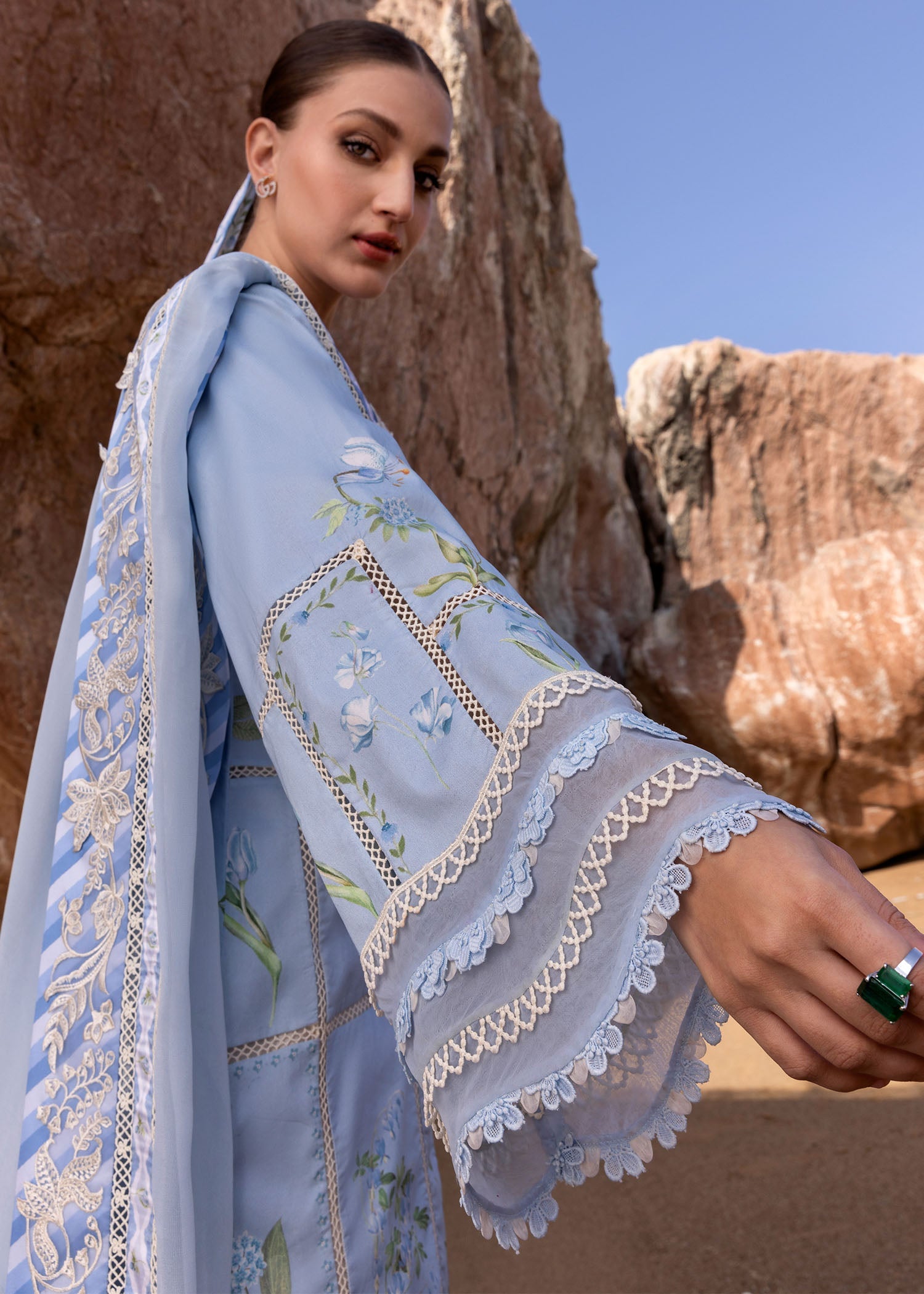 Crimson a girl in the garden - d7 b