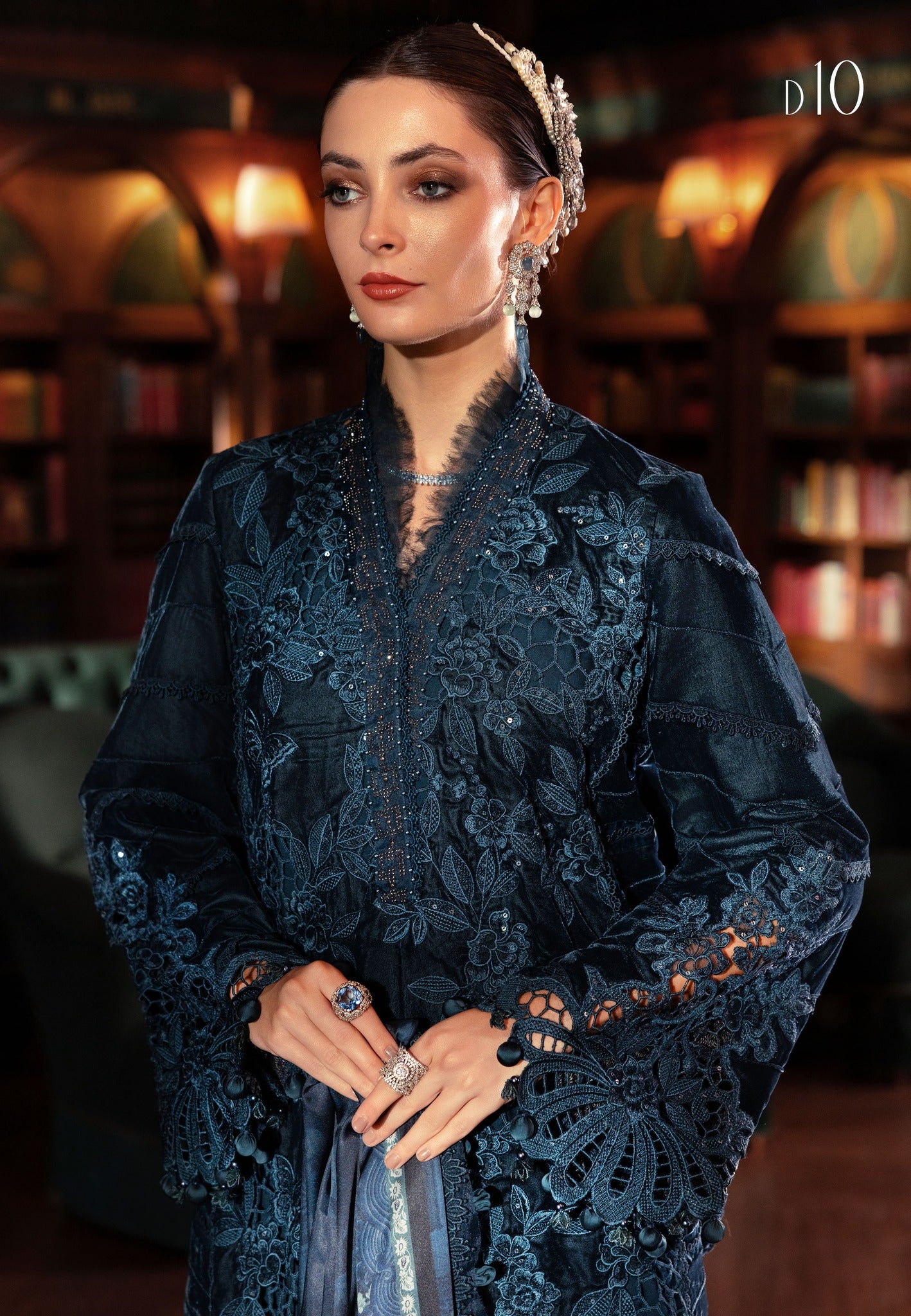 Maria B Winter Luxe D10