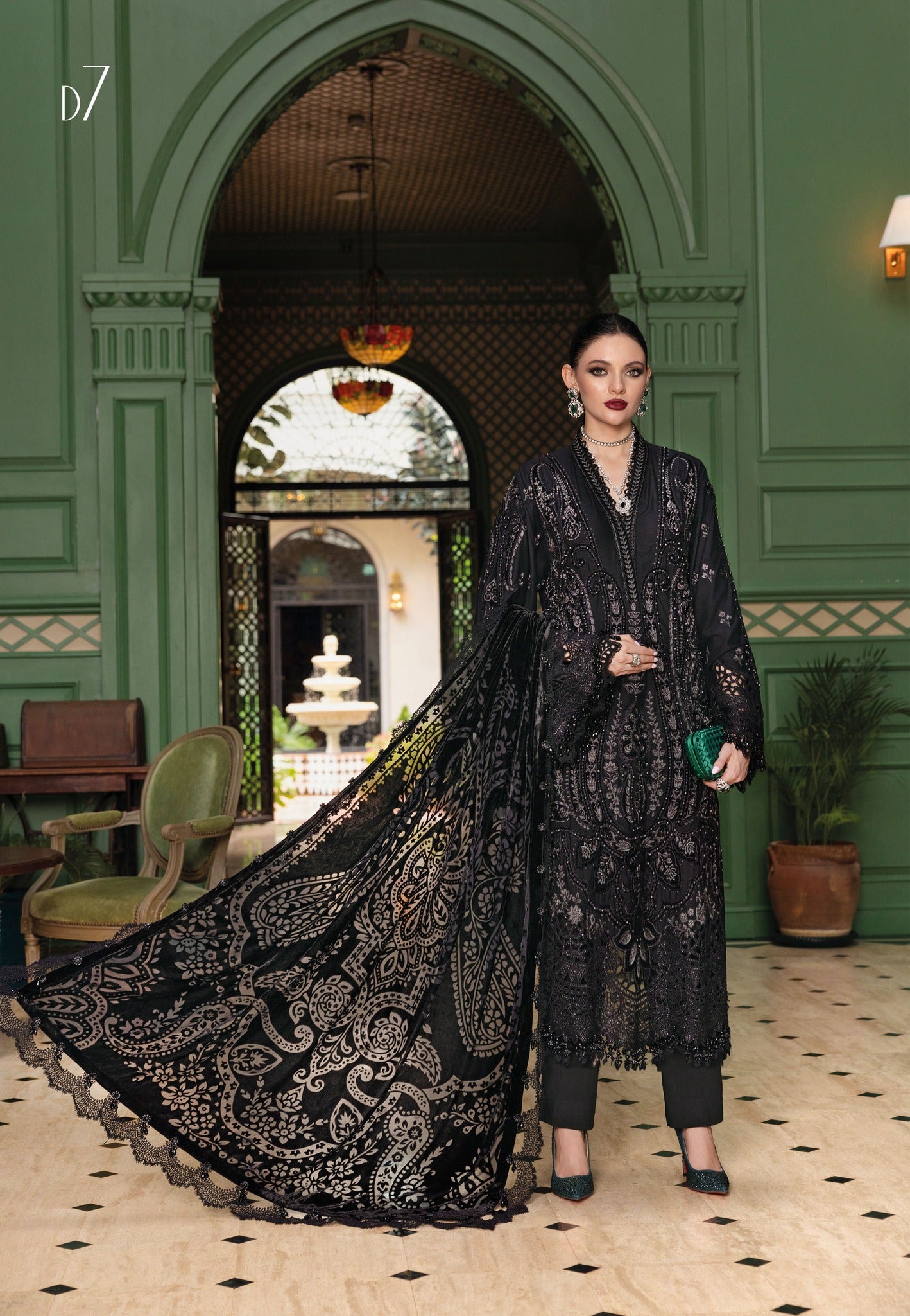 Maria B Winter Luxe D7