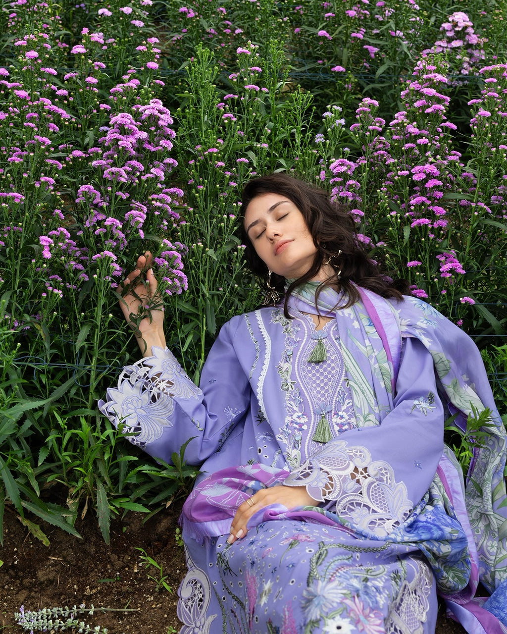 Hemline Secret Garden By Mushq Daisy Reverie