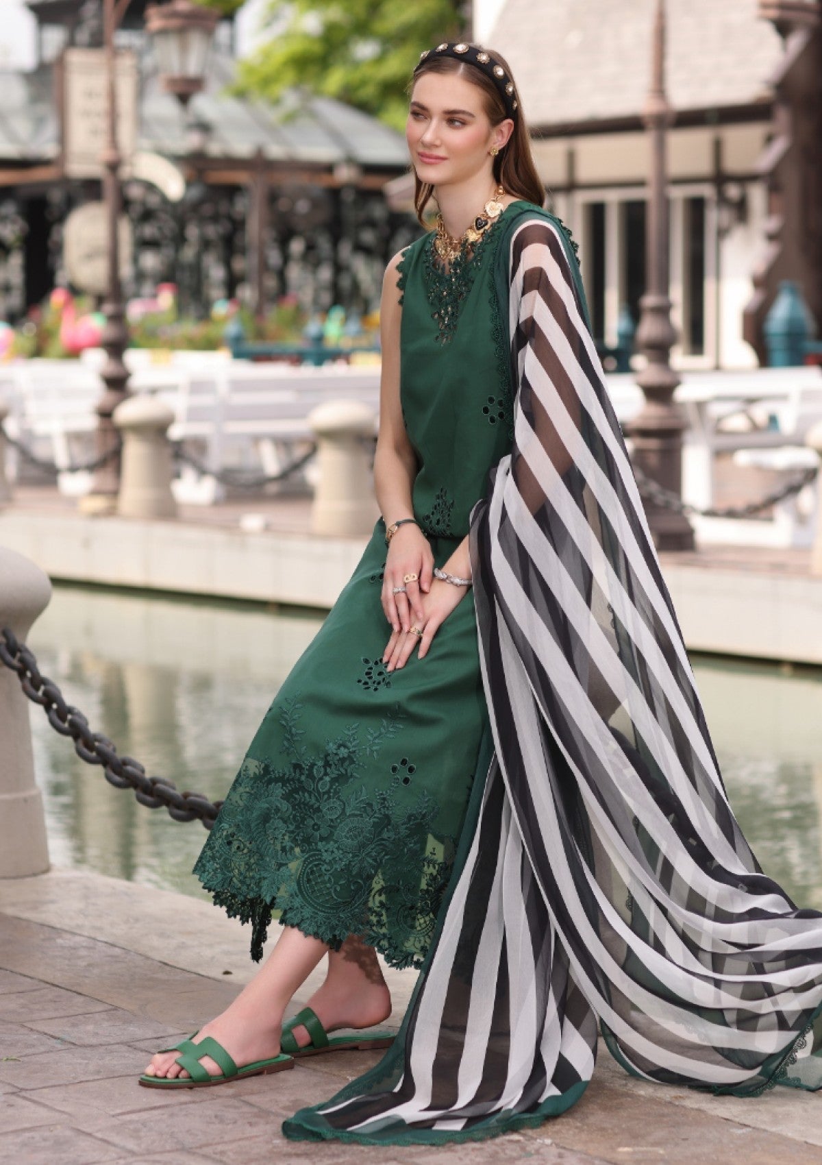 Lawn - noor by saadia asad - eid luxe - chikankari 25 - d#12