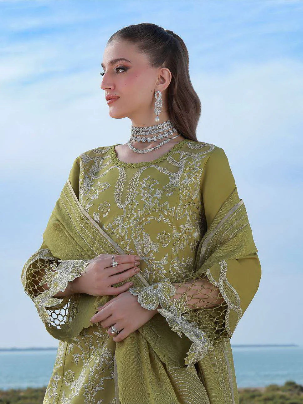 Rang Rasiya Premium Embroidered Lawn Unstitched 3Pc Suit ZARIAH