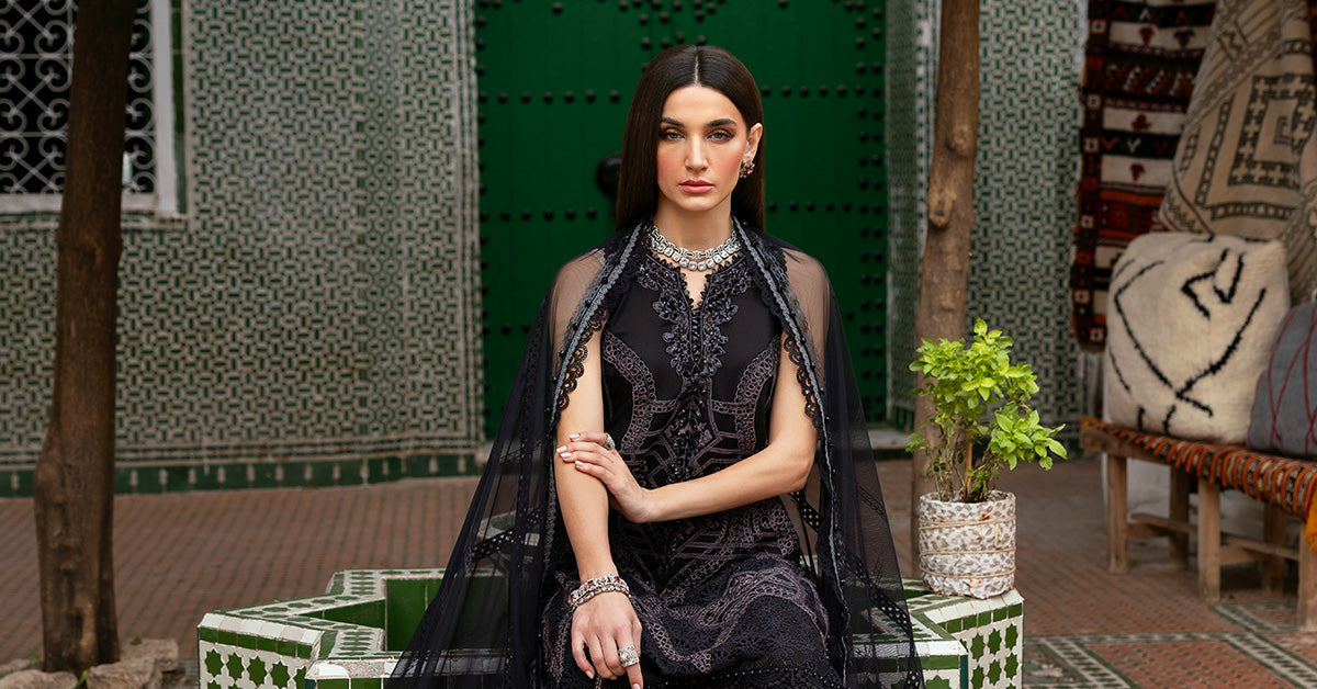 Maria.b 3 piece unstitched embroidered lawn suit | d-2512-b