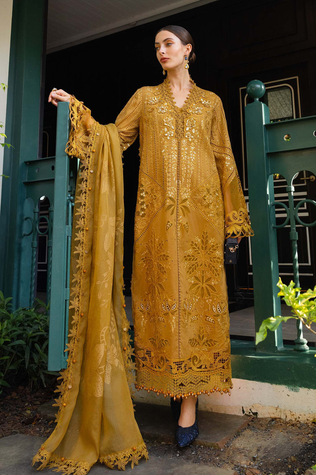 Maria B 3 Pcs Unstitched Embroidered Lawn Suit D07