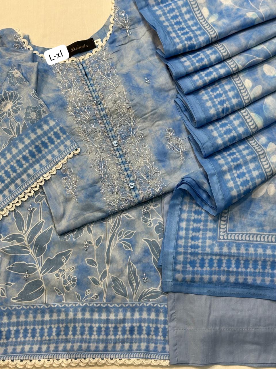 Embroidered collection