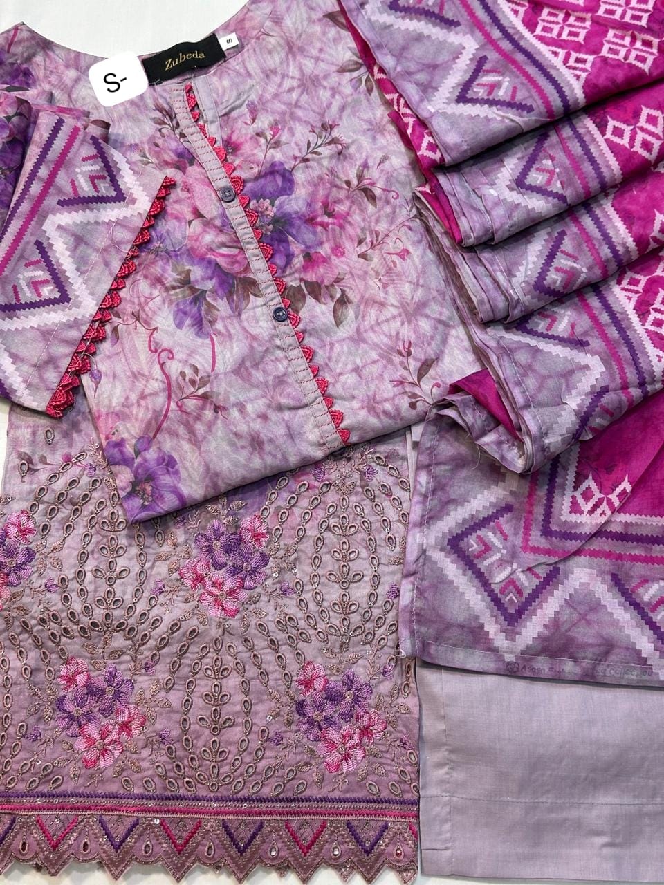 Embroidered collection