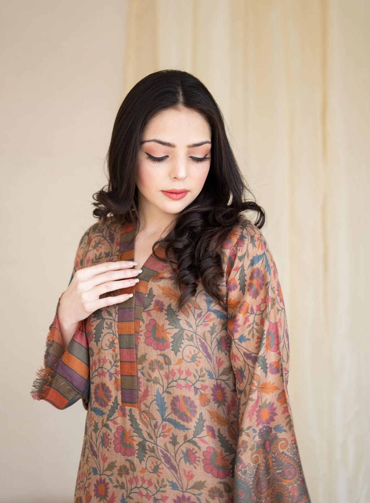 New arrival in 3pc suits .