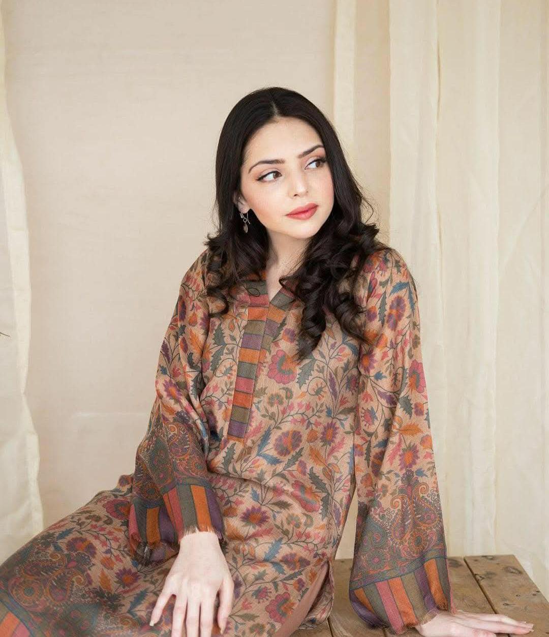 New arrival in 3pc suits .