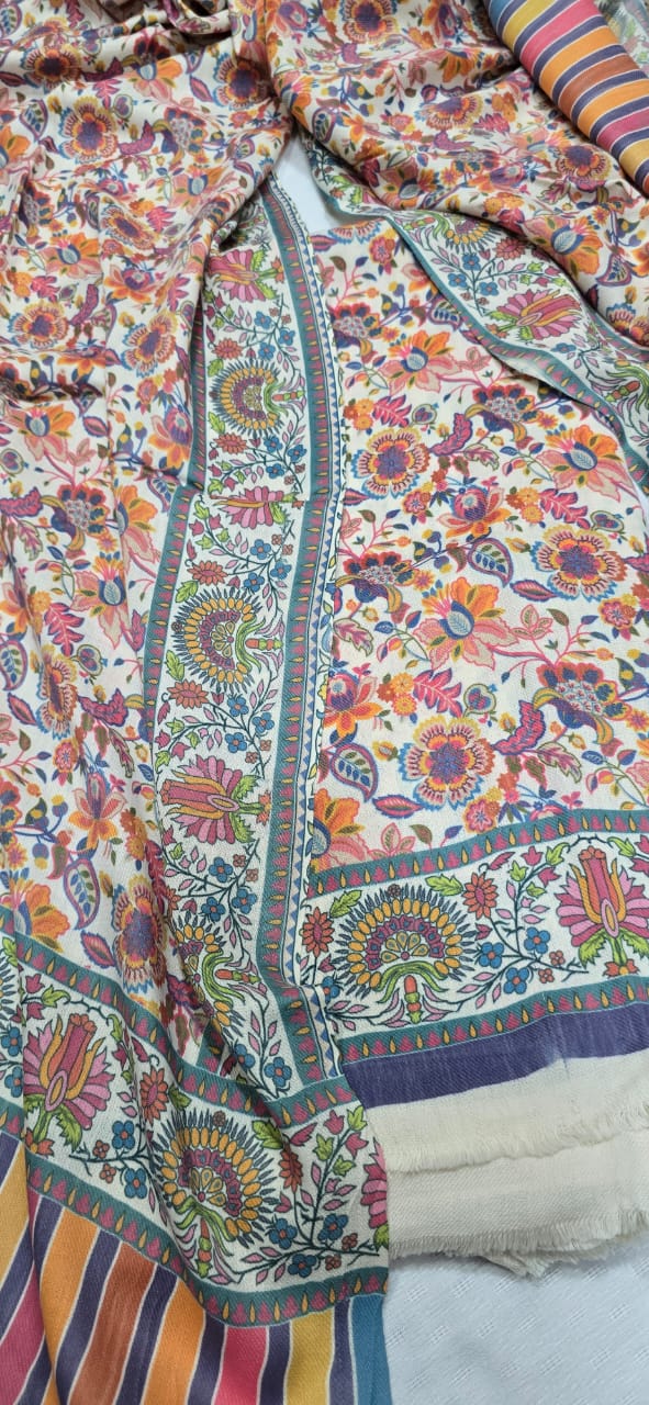 New arrival in 3pc suits .