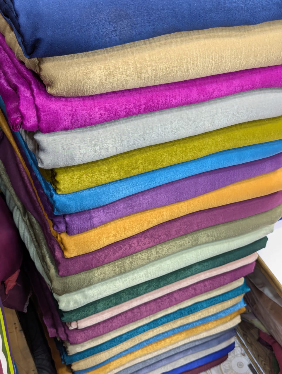 Chromatic colour marble silk (velvet silk)