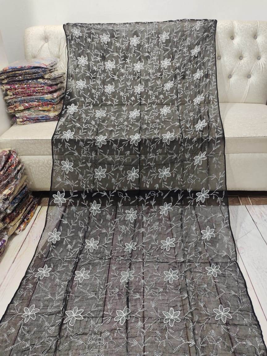 Bahawalpur traditional variety - Andaz By Uneza Fazeel