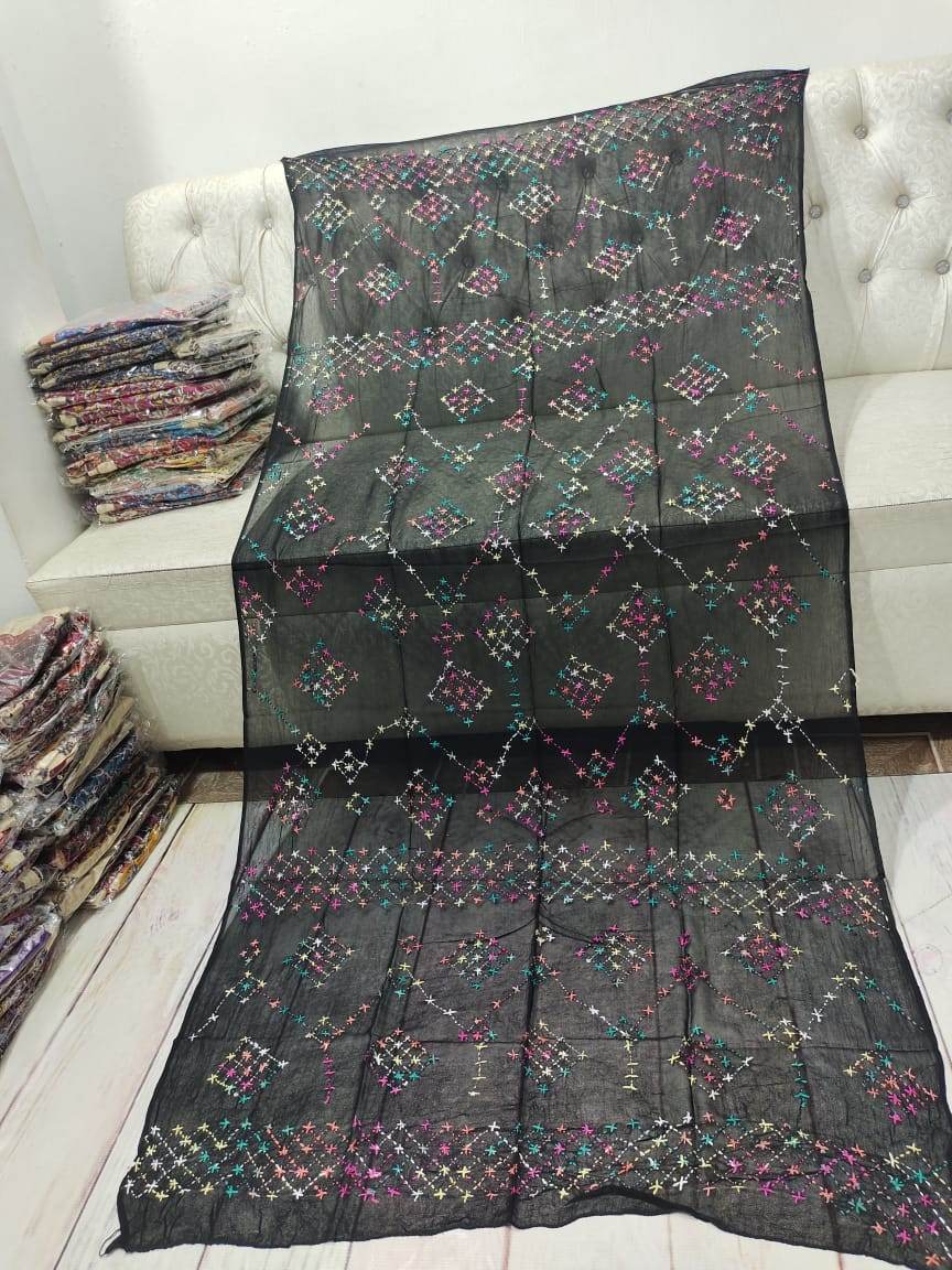 Bahawalpur traditional variety - Andaz By Uneza Fazeel