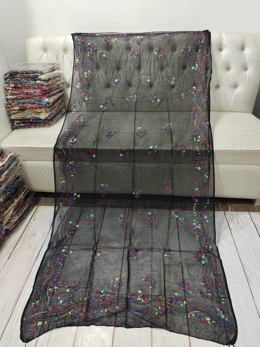 Bahawalpur traditional variety - Andaz By Uneza Fazeel