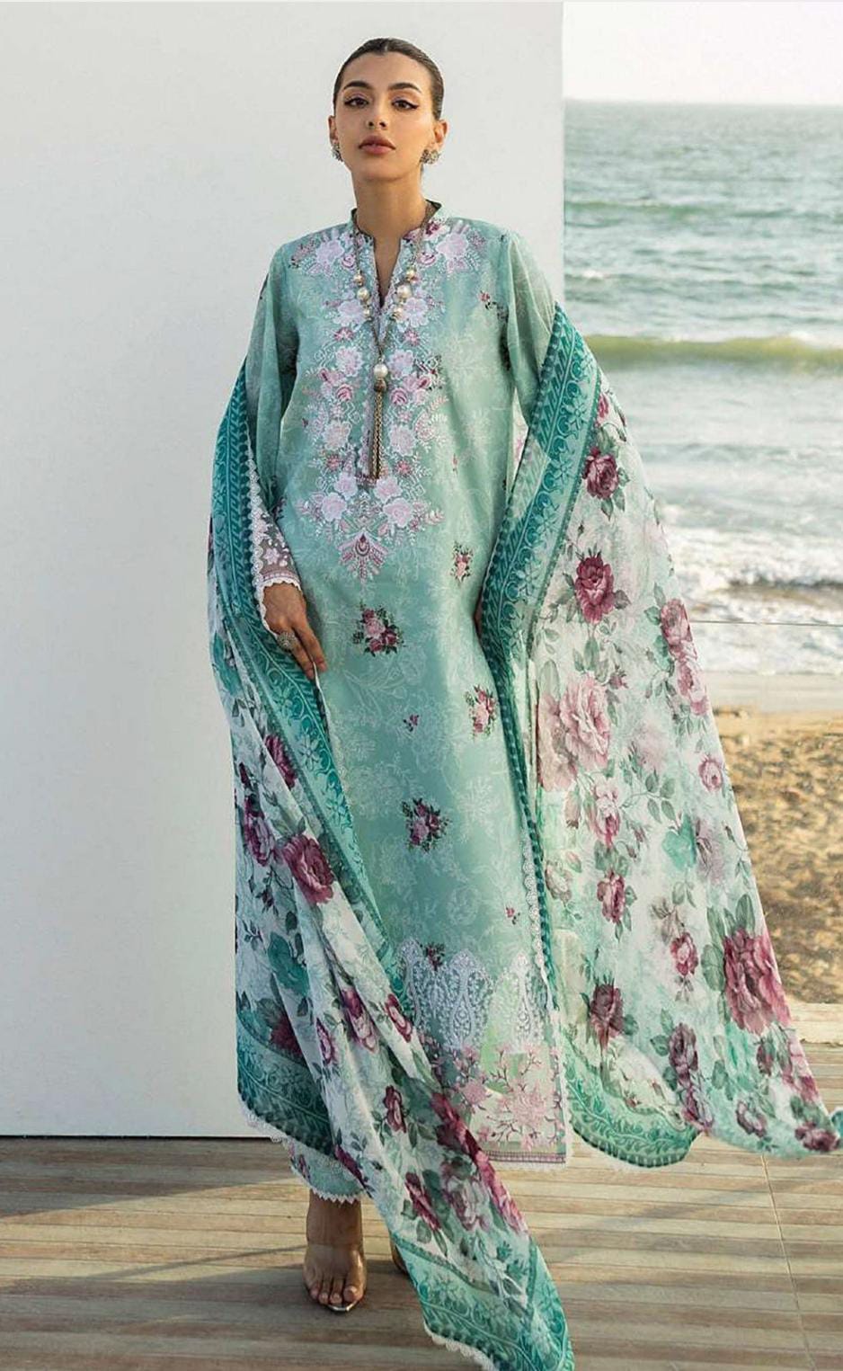 BRAND NEW ARTICLE OF ZAINAB CHOTTANI