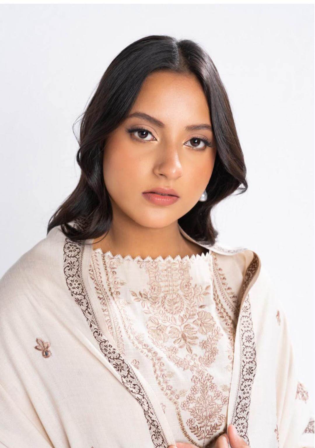 Alkaram Winter khaddar 3pc - Andaz By Uneza Fazeel