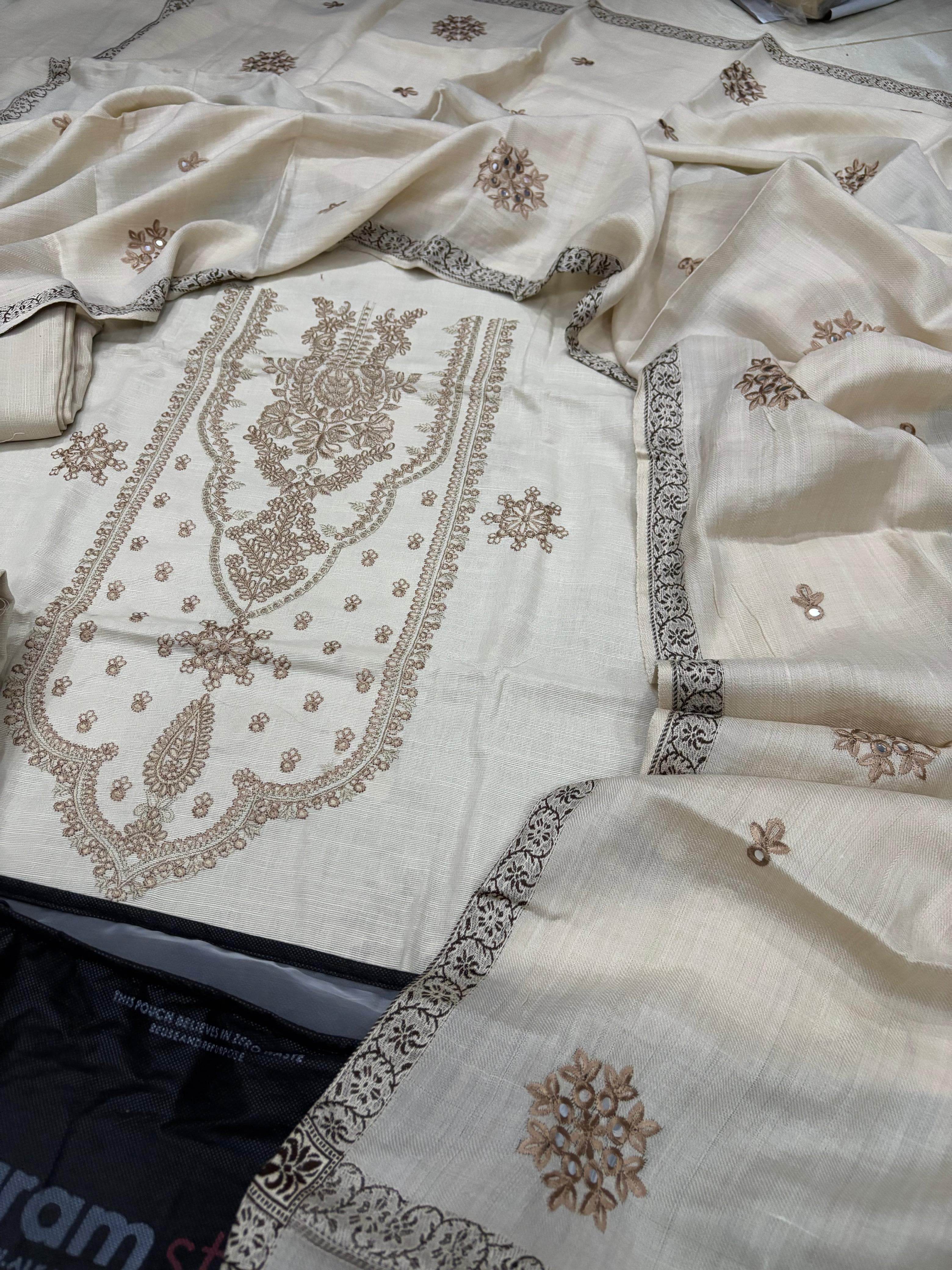 Alkaram Winter khaddar 3pc - Andaz By Uneza Fazeel