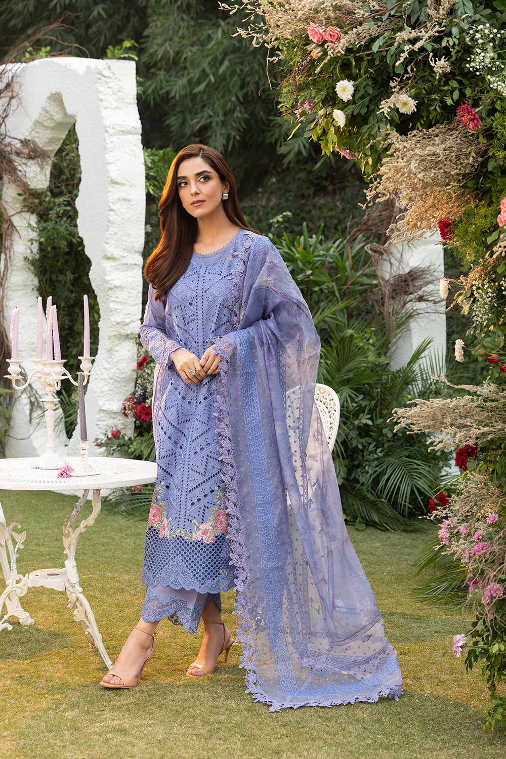 Sobia nazir design 10b luxury lawn 2025 unstitched