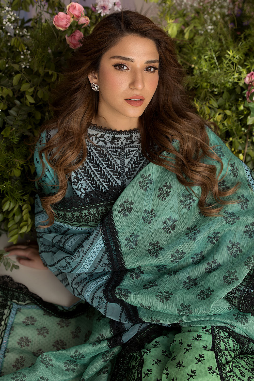 Sobia nazir design 12a luxury lawn 2025 unstitched