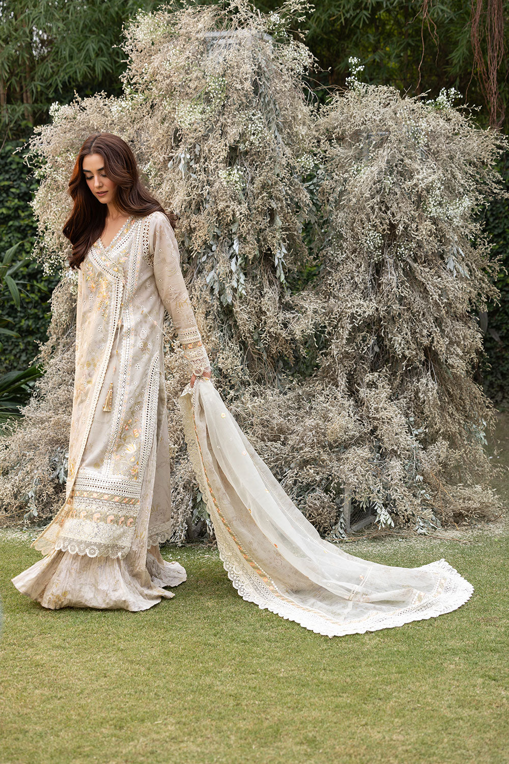 Sobia nazir design 13b luxury lawn 2025 unstitched