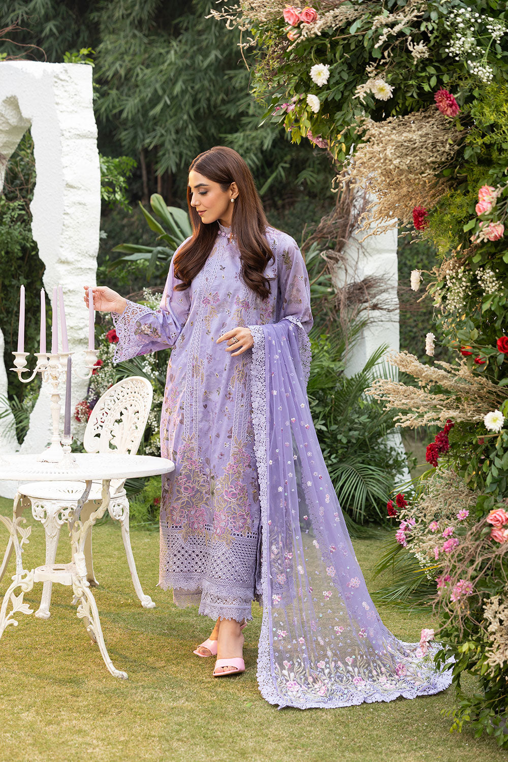 Sobia nazir design 15a luxury lawn 2025 unstitched