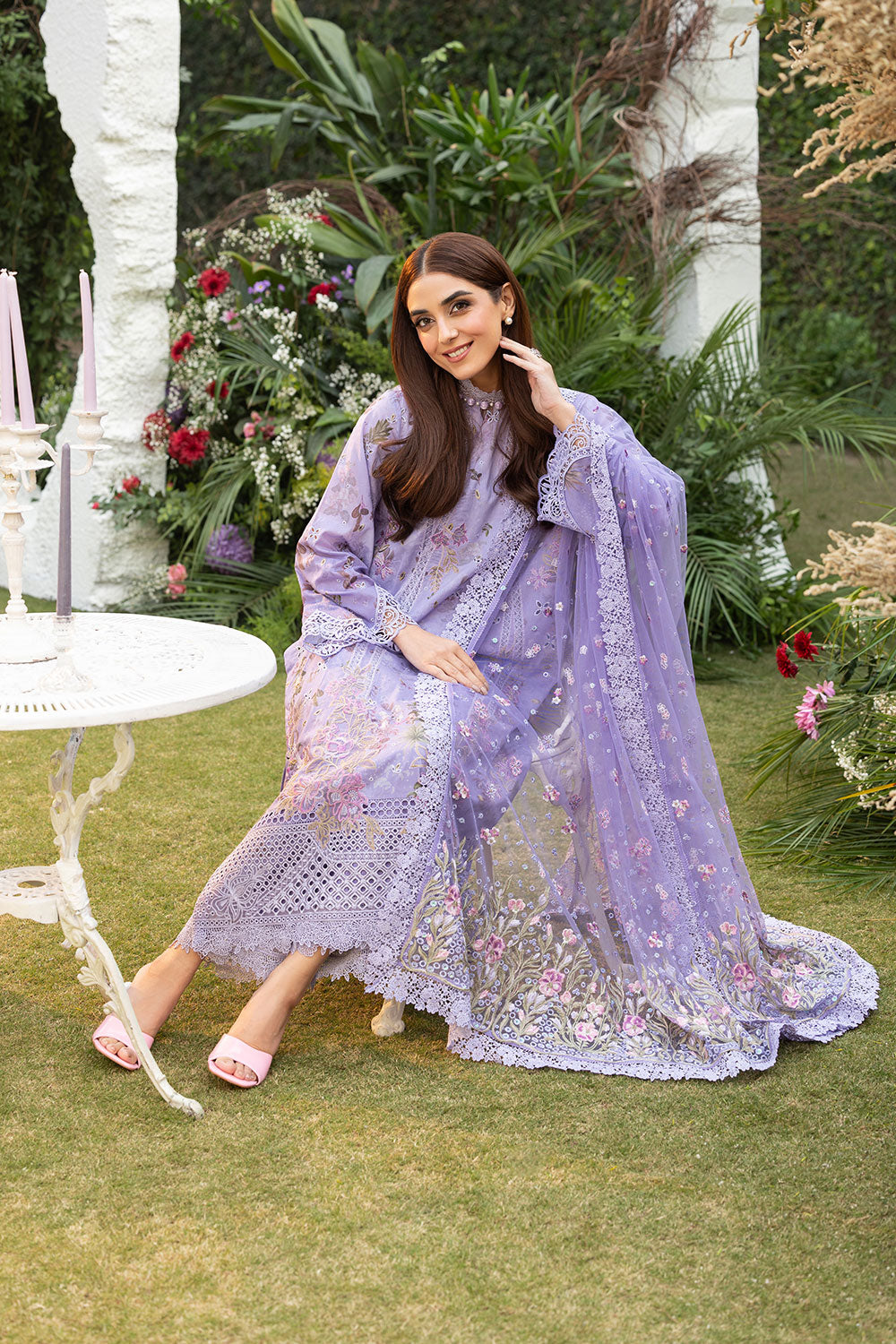 Sobia nazir design 15a luxury lawn 2025 unstitched