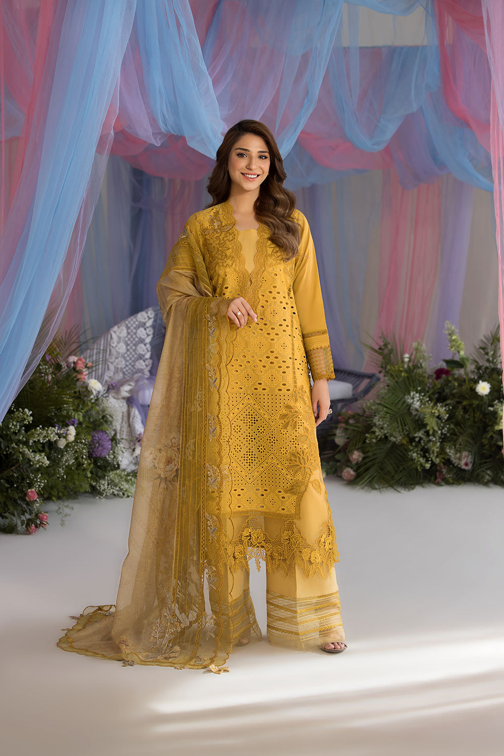 Sobia nazir design 1a luxury lawn 2025 unstitched