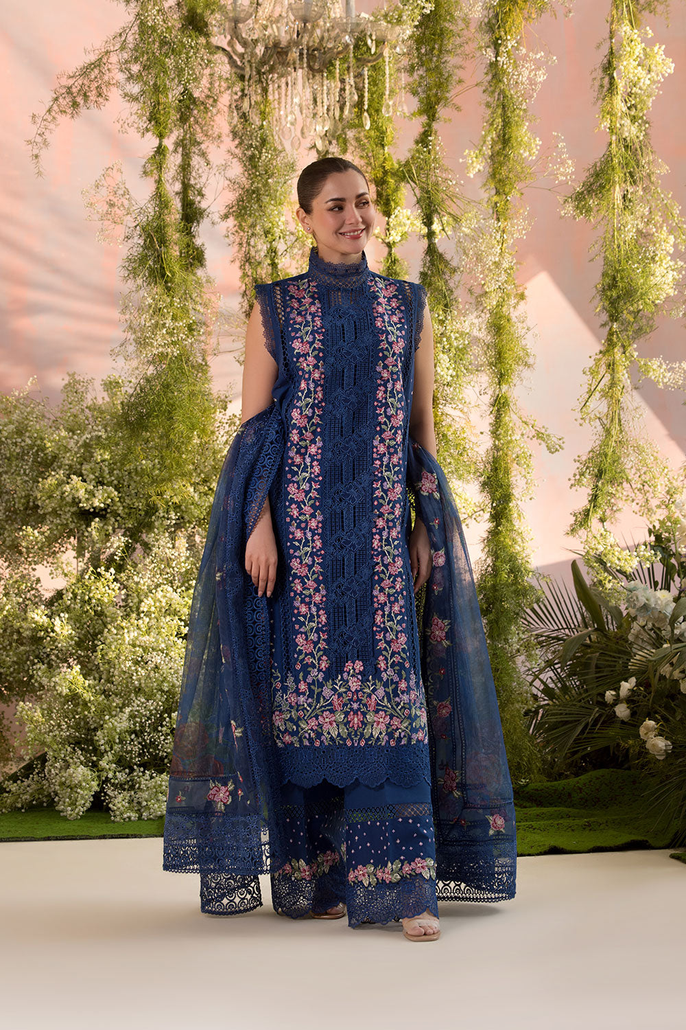 Sobia nazir design 4a luxury lawn 2025 unstitched