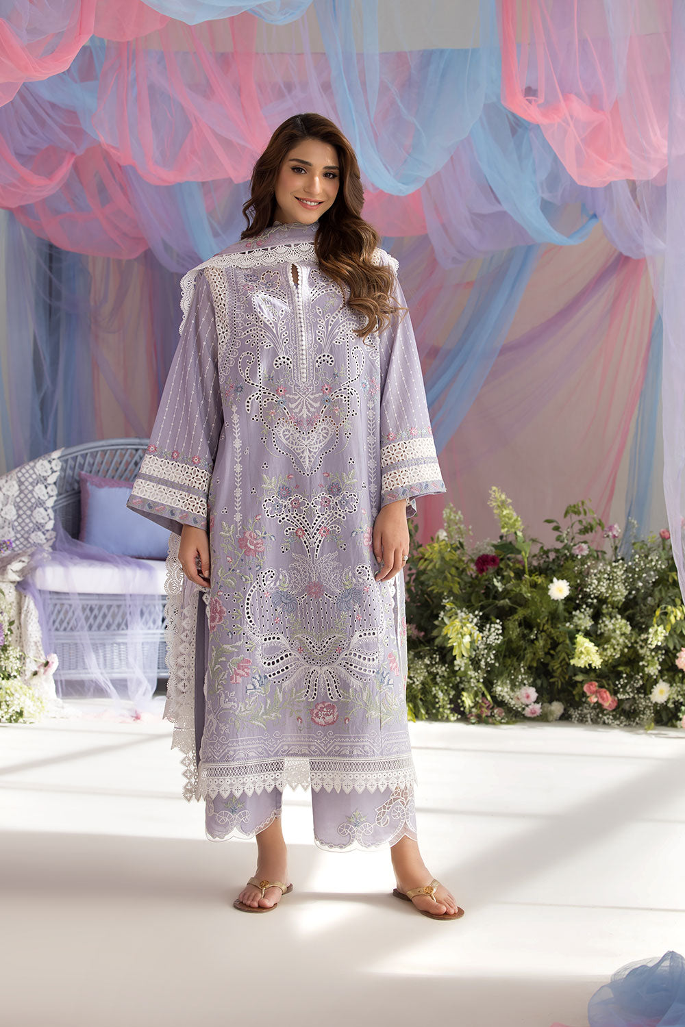 Sobia nazir design 5a luxury lawn 2025 unstitched