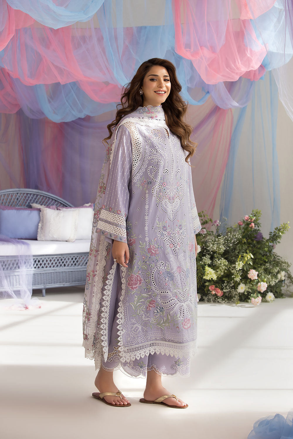 Sobia nazir design 5a luxury lawn 2025 unstitched