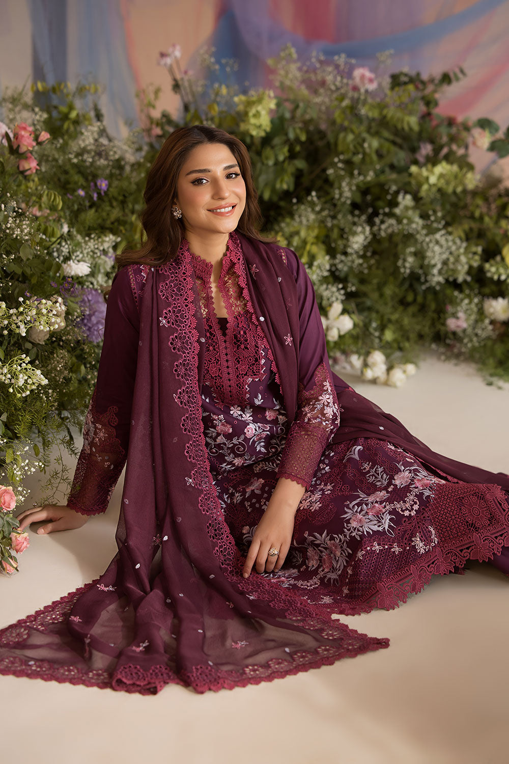 Sobia nazir design 6a luxury lawn 2025 unstitched