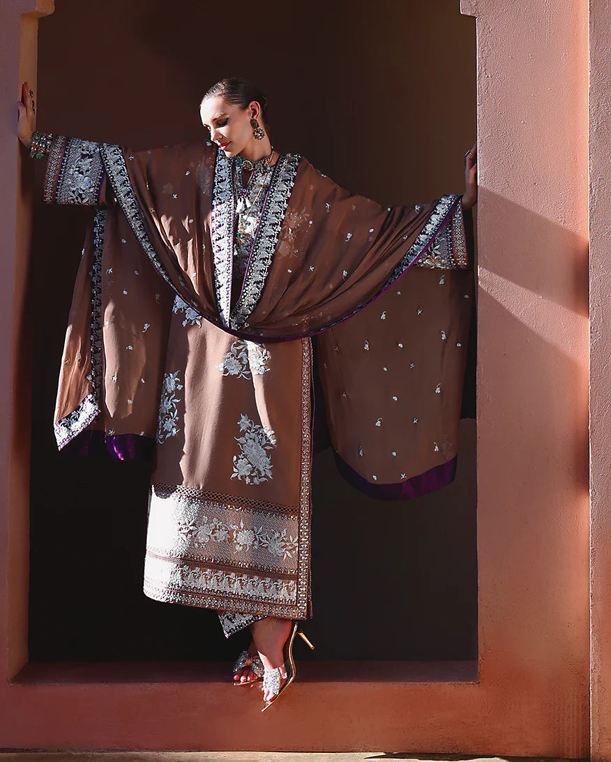 Mushq Nuvera Raw Silk Sally