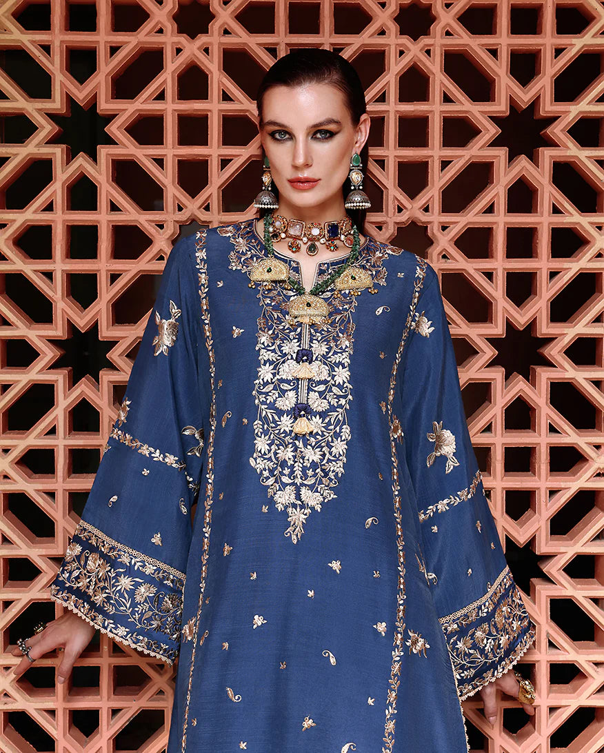 Mushq Nuvera Raw Silk Vivian