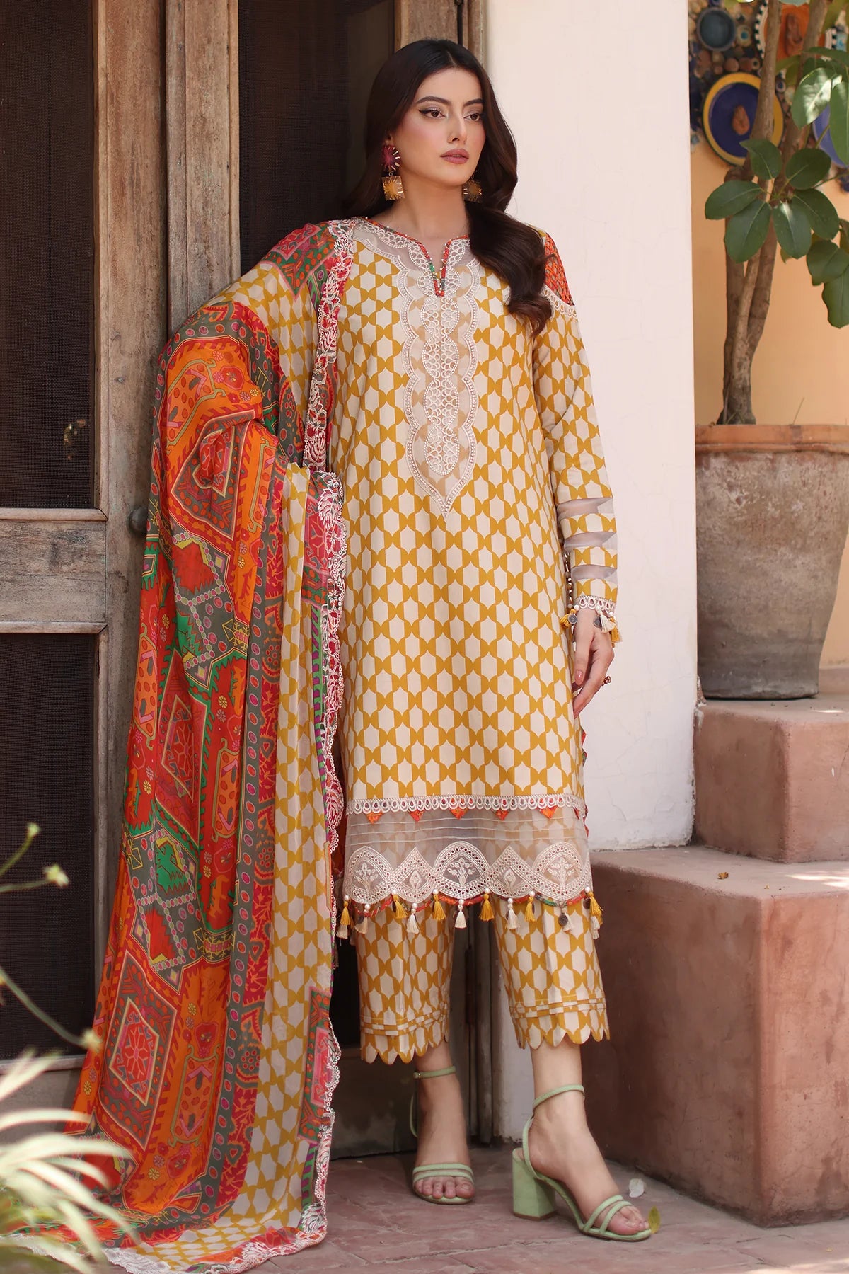 Charizma Range 3-PC Unstitched Embroidered Lawn 09