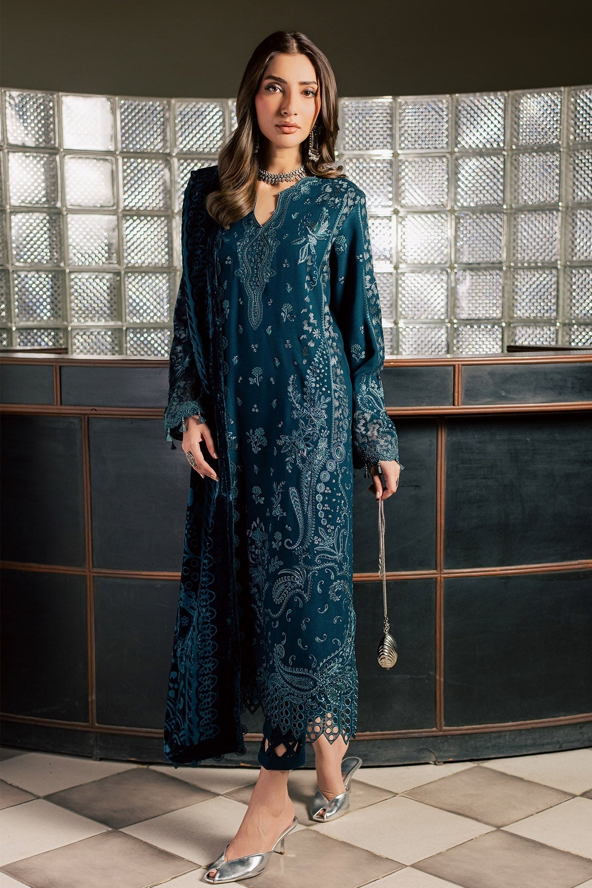 Nureh Exclusive Palachi NE-282 – Teal Blue Embroidered Leather Peach 3PC Suit with Velvet Shawl