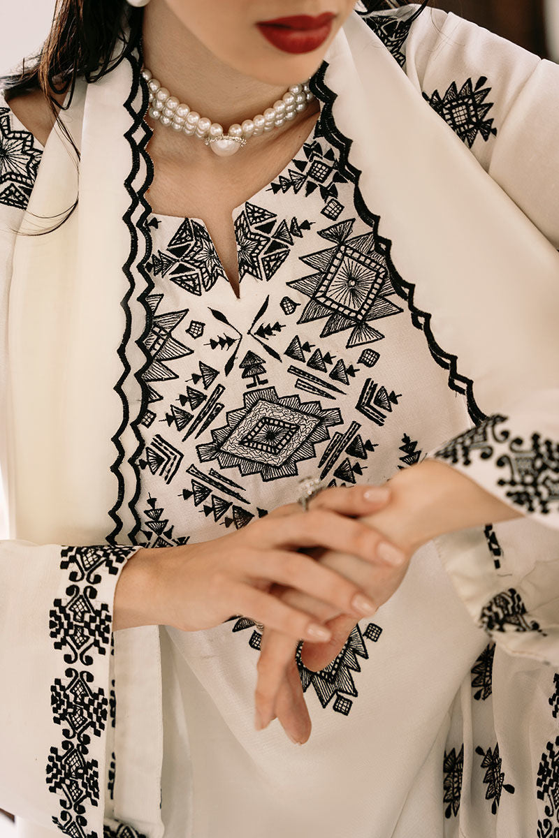 Snowstorm embroidery 3pc