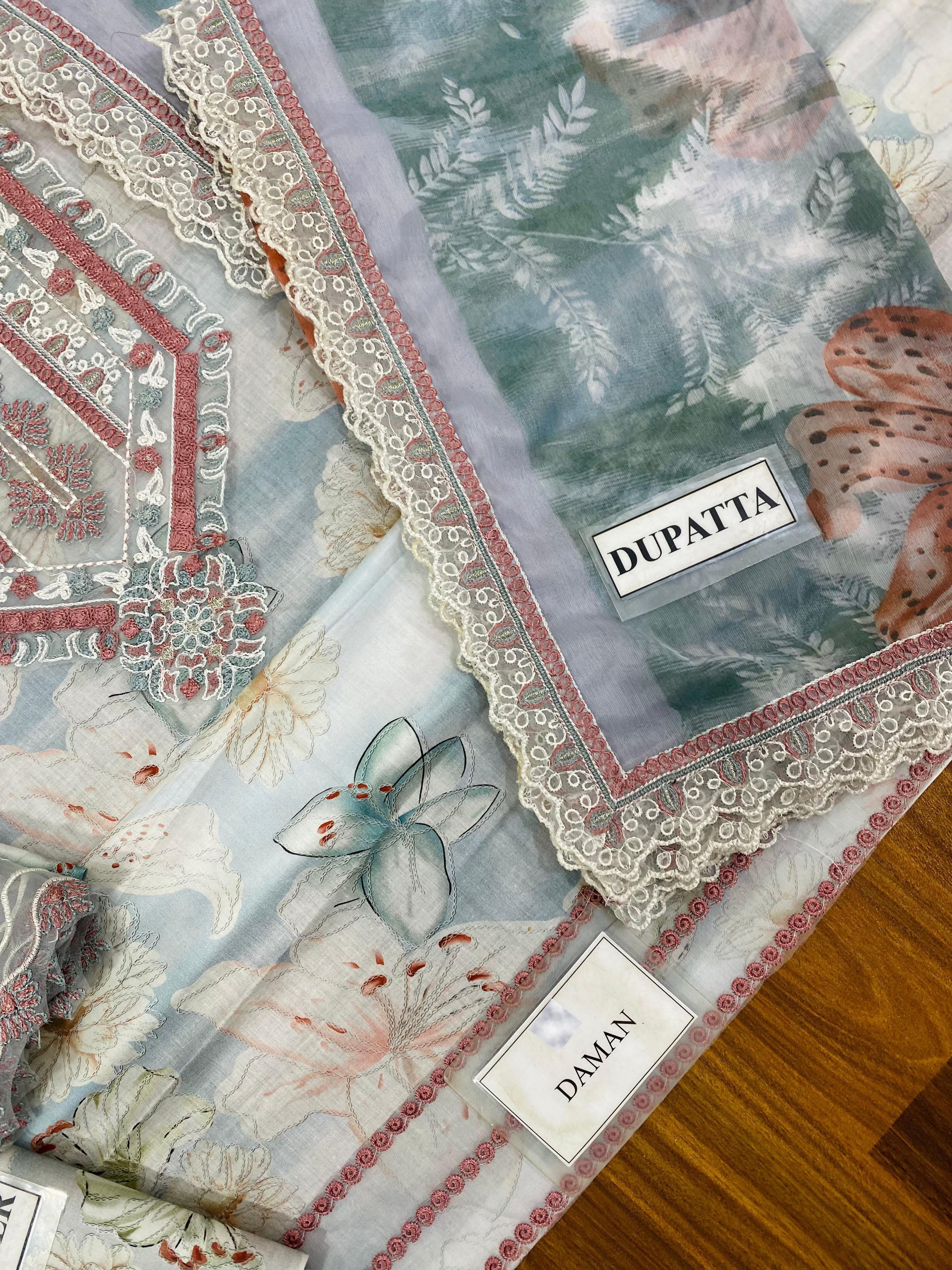 BAROQUE LUXURY LAWN COLLECTION 2025