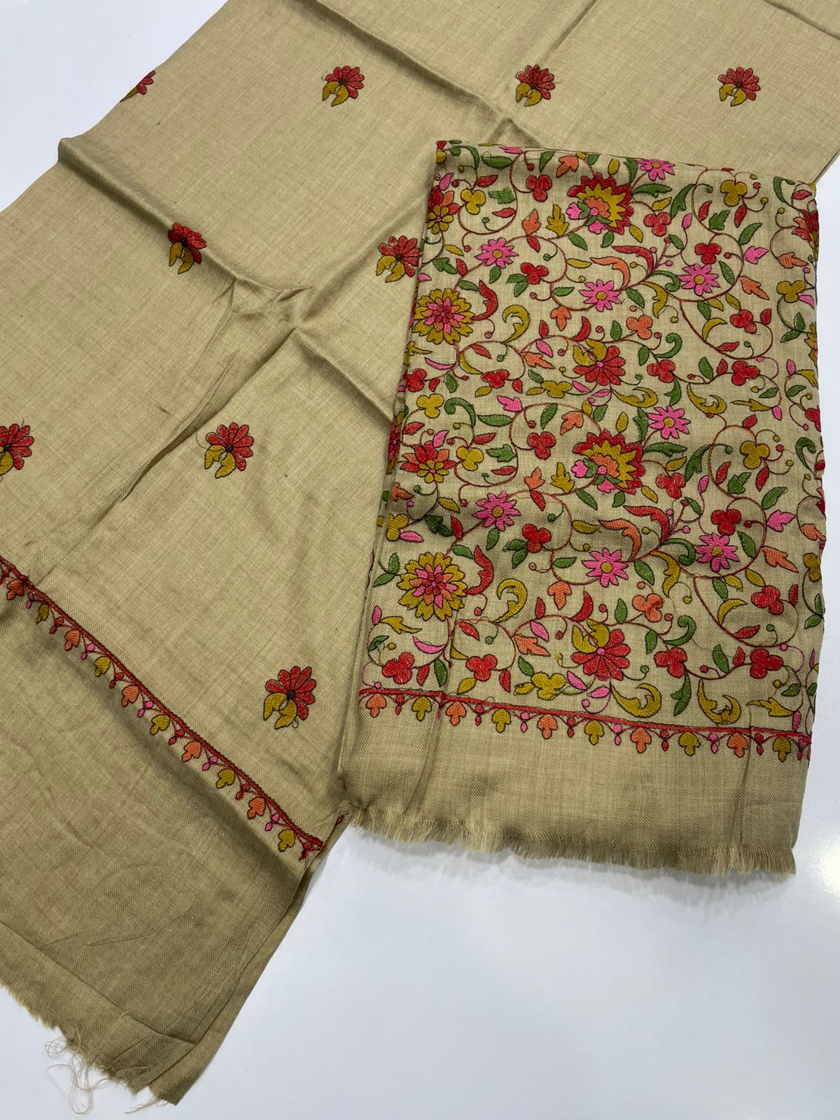 Pashmina Kashmiri Embroidery 3pcs Suit