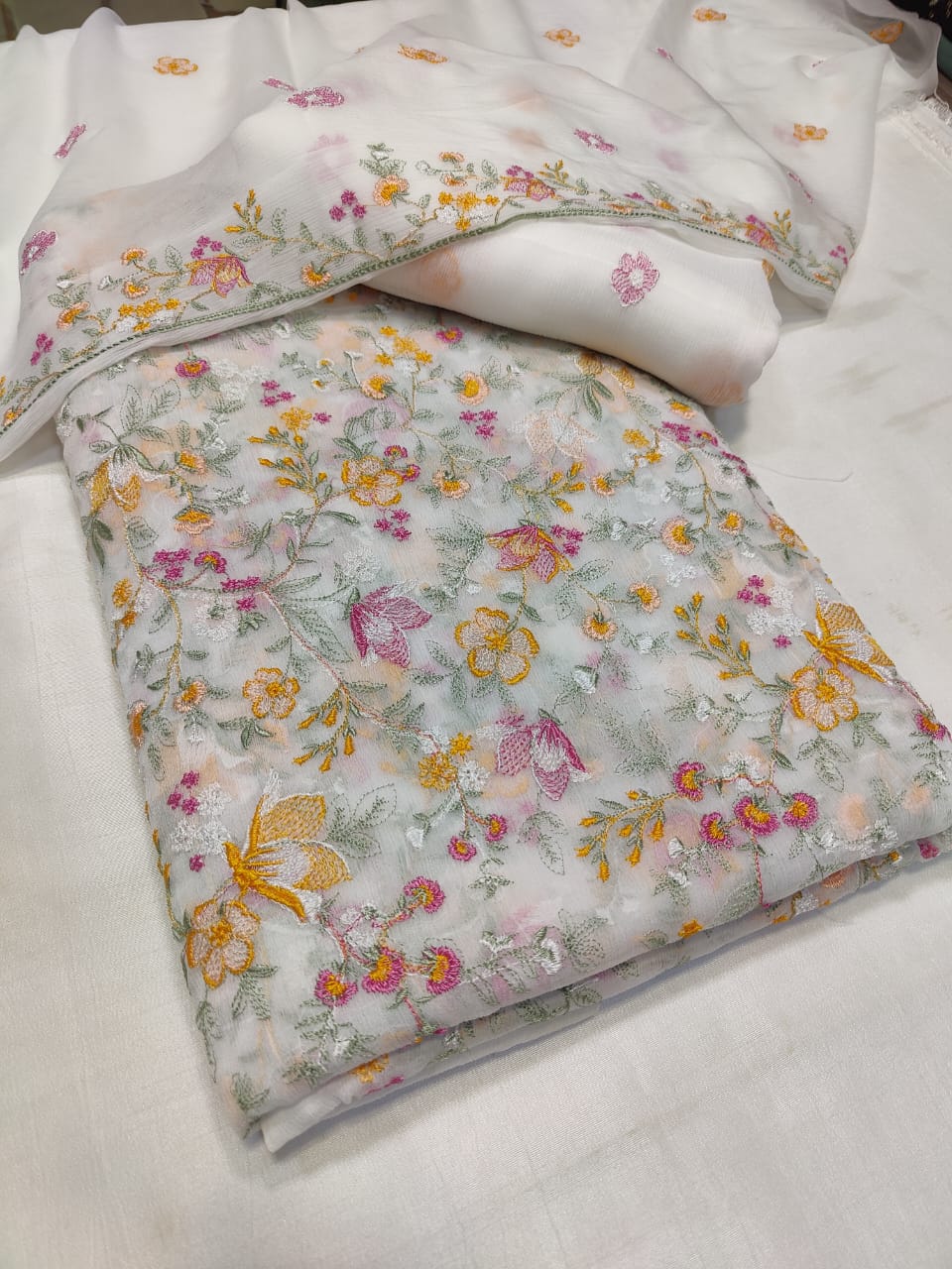 Soft Chiffon Bareeze