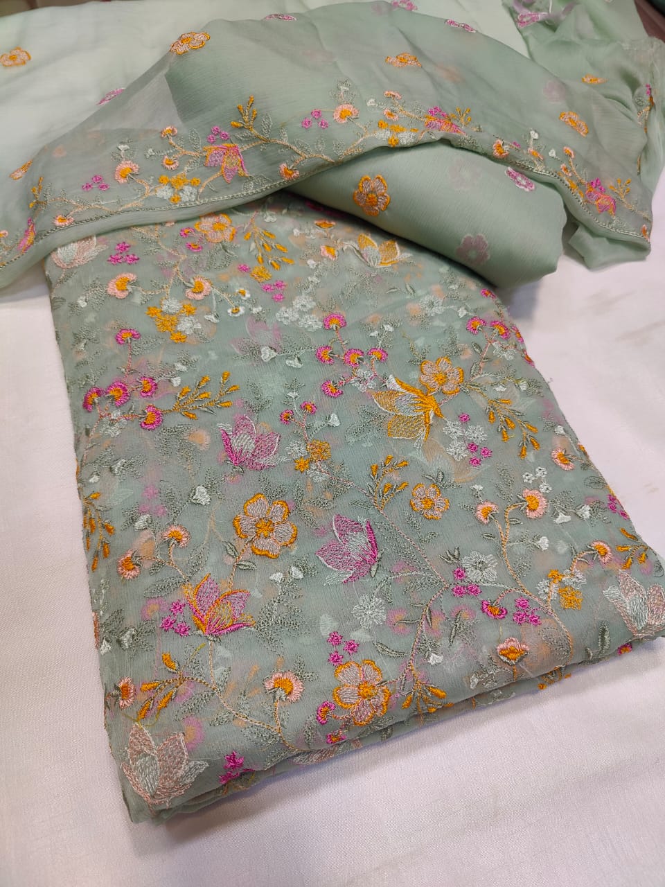 Soft Chiffon Bareeze