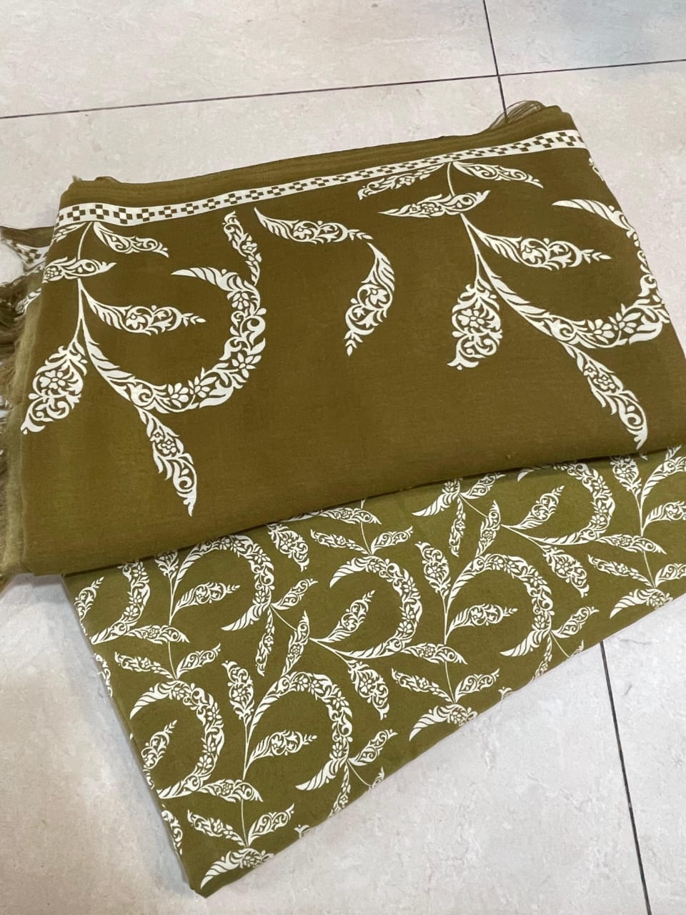 Indonesian Marina 3pc Suit