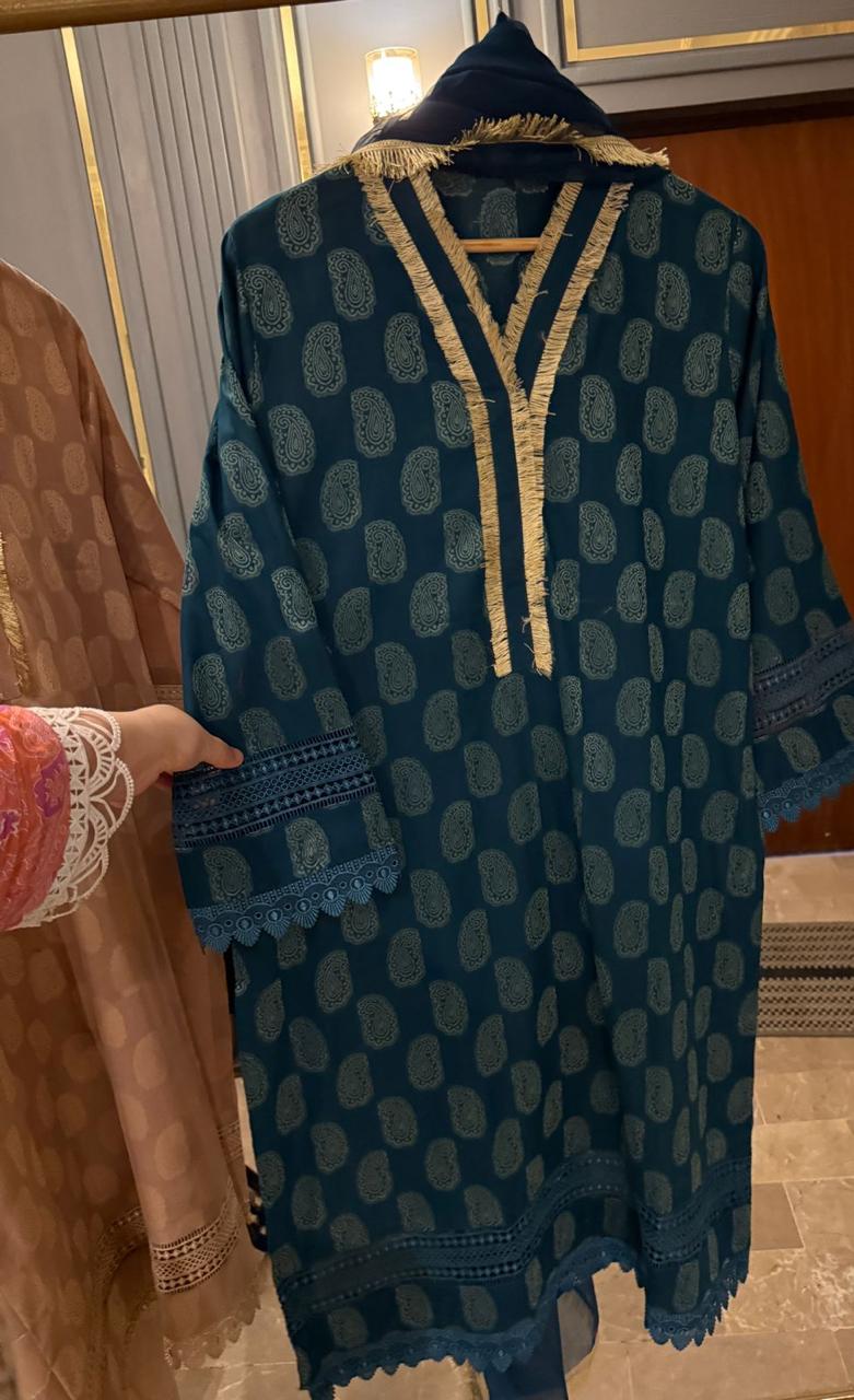 Pure Jackard Cotton Lacework Stiched 3 Piece