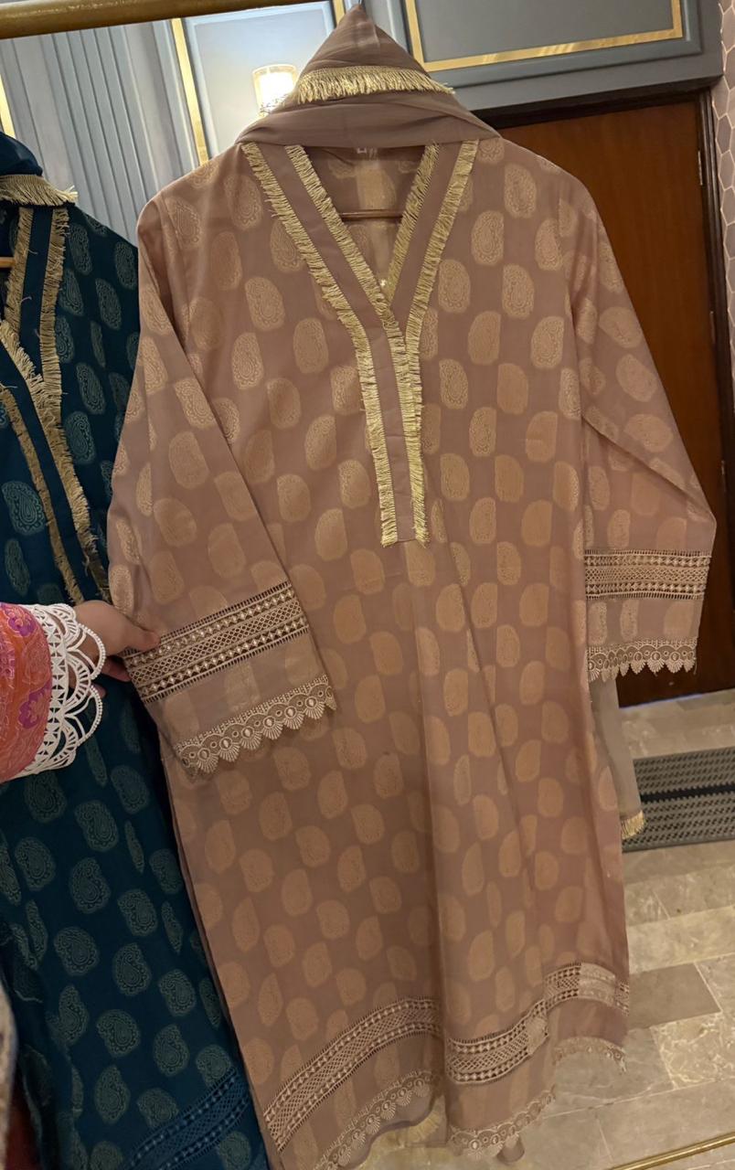 Pure Jackard Cotton Lacework Stiched 3 Piece