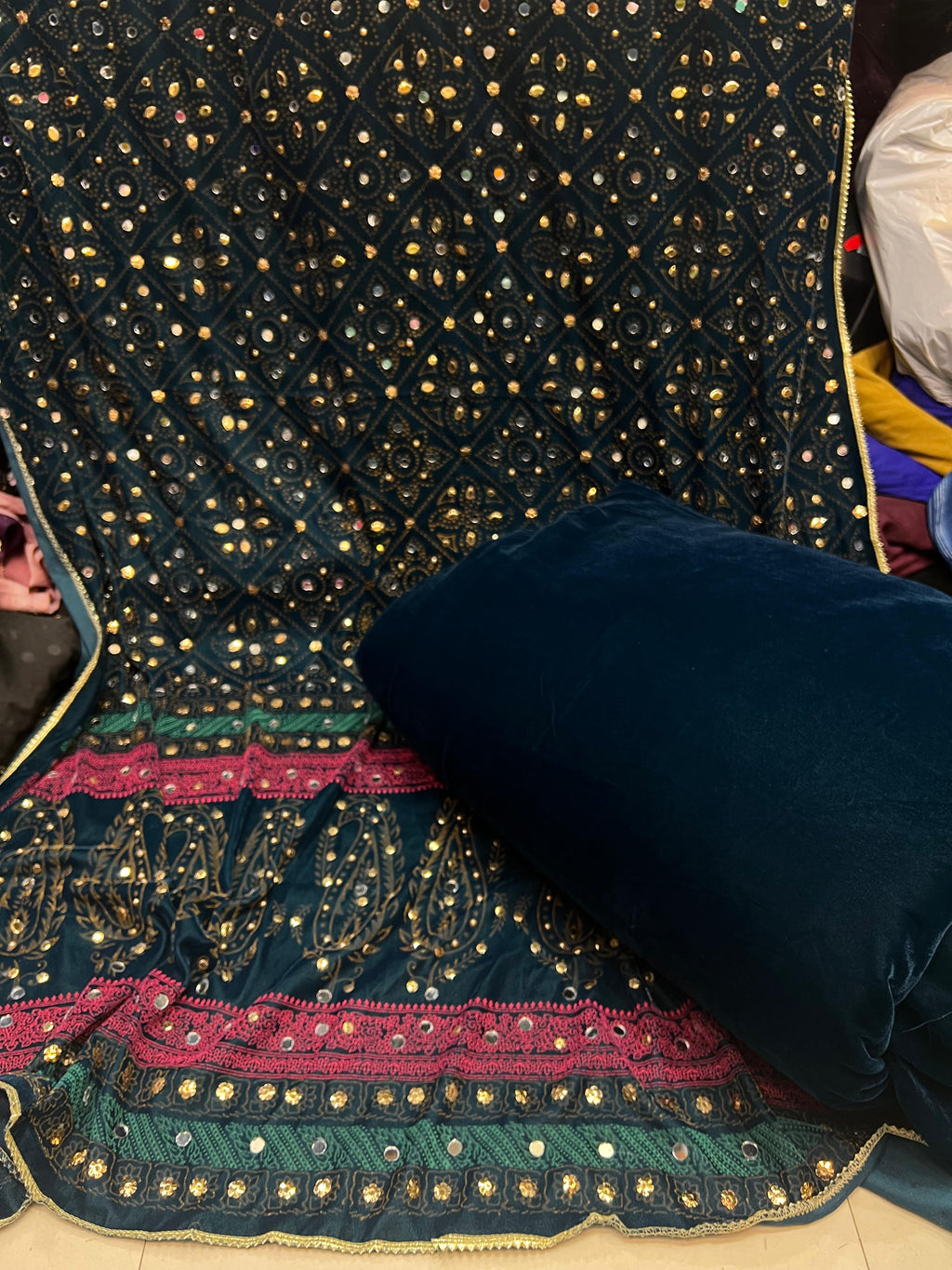 Superior Quality Micro Velvet Chundri Print Shawl with Handwork & Plain Velvet Suit – 3 Piece