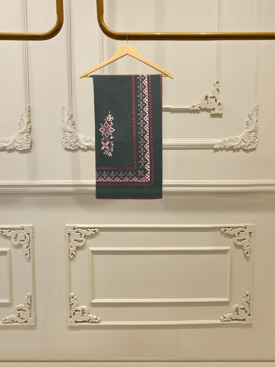 Embroidered Georgette Suit 2 Piece