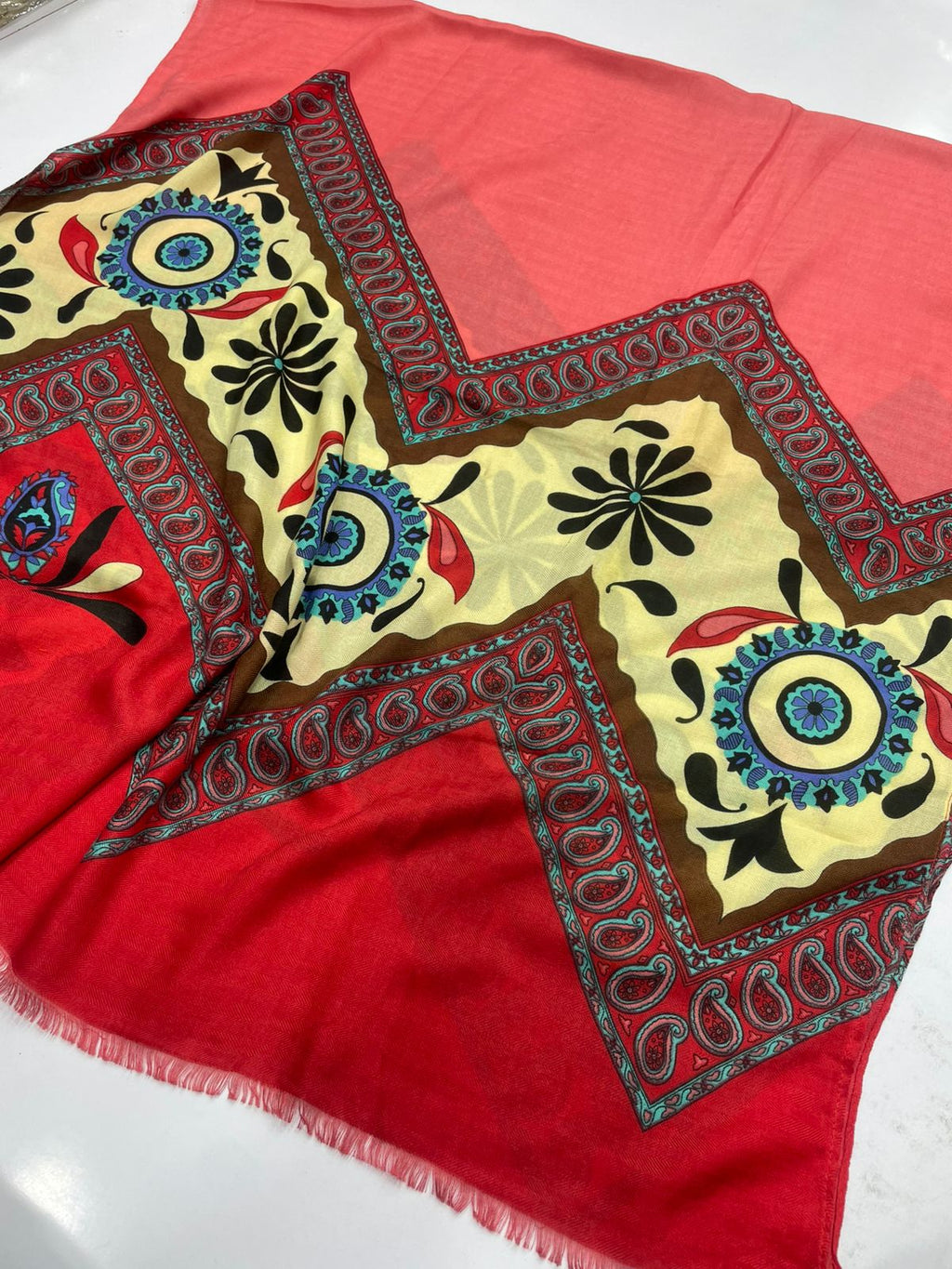 Viscose Printed Stoles