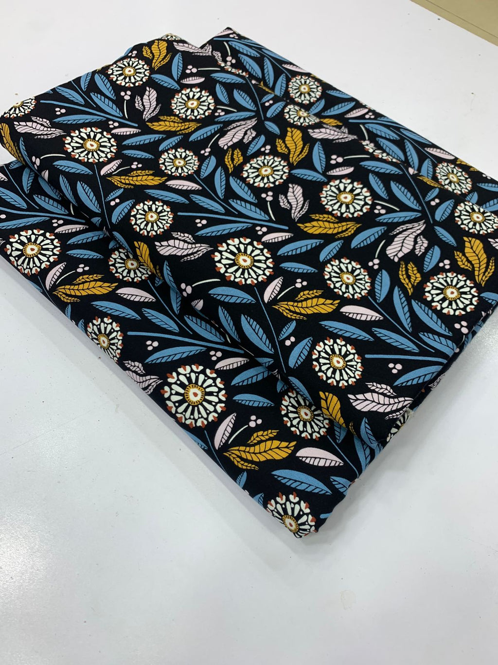 Stone Boskii Lillan  2 Pcs Suits